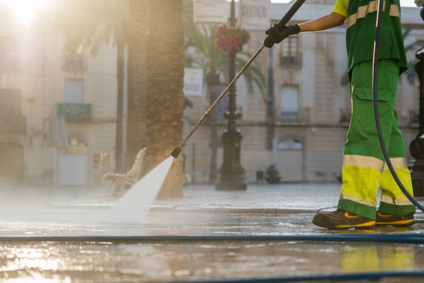 Best Local Pressure Washing Services  in Newport, RI